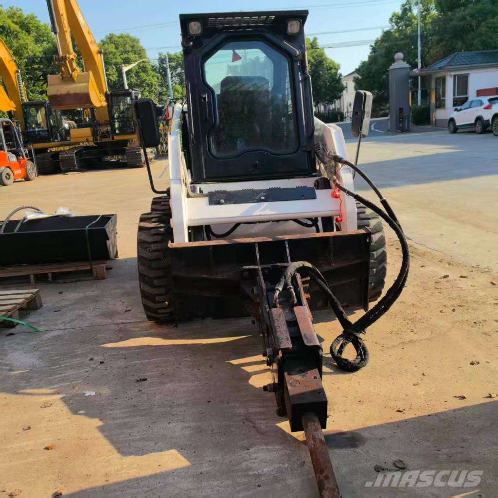 Bobcat S 16 Skid steer mini nakladalci
