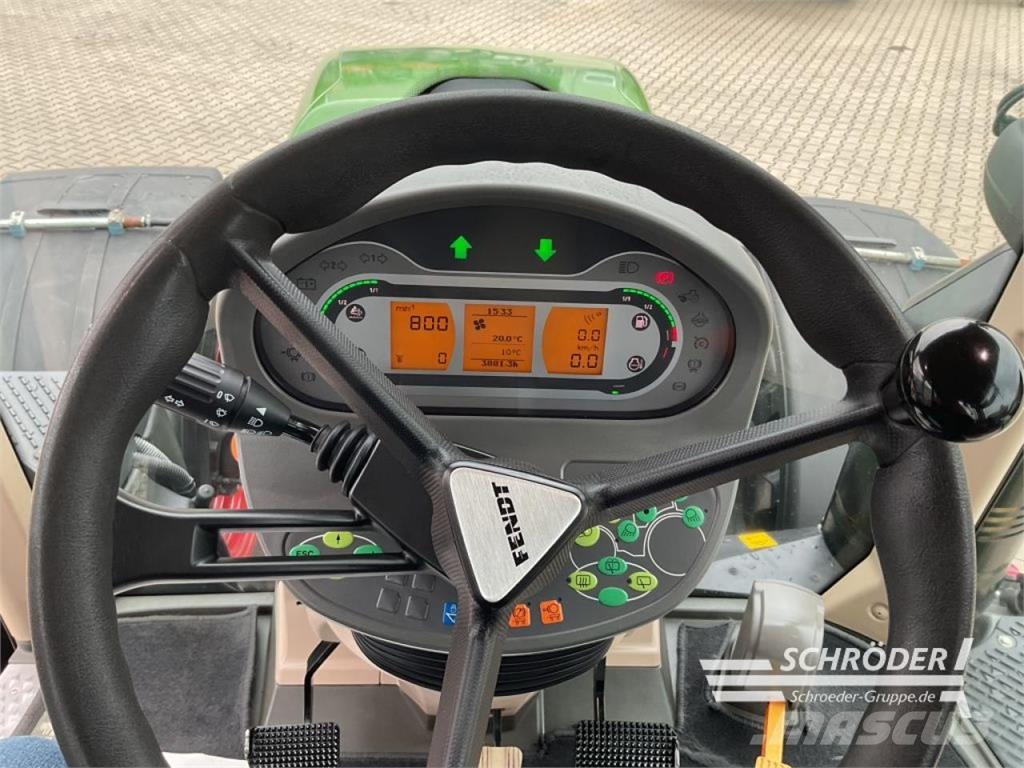 Fendt 724 S4 PROFI PLUS | RTK, VRC, SC Traktoren