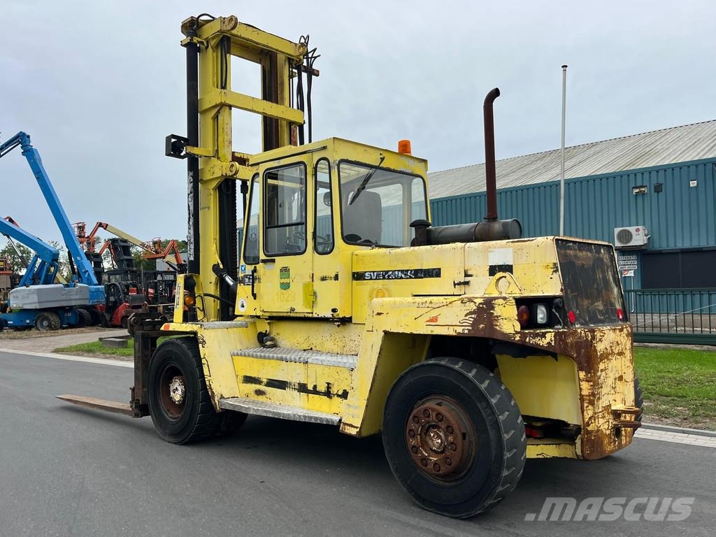 Svetruck 10 60 32 شاحنات الديزل