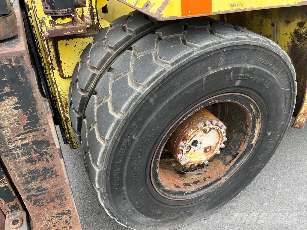 Svetruck 10 60 32 شاحنات الديزل