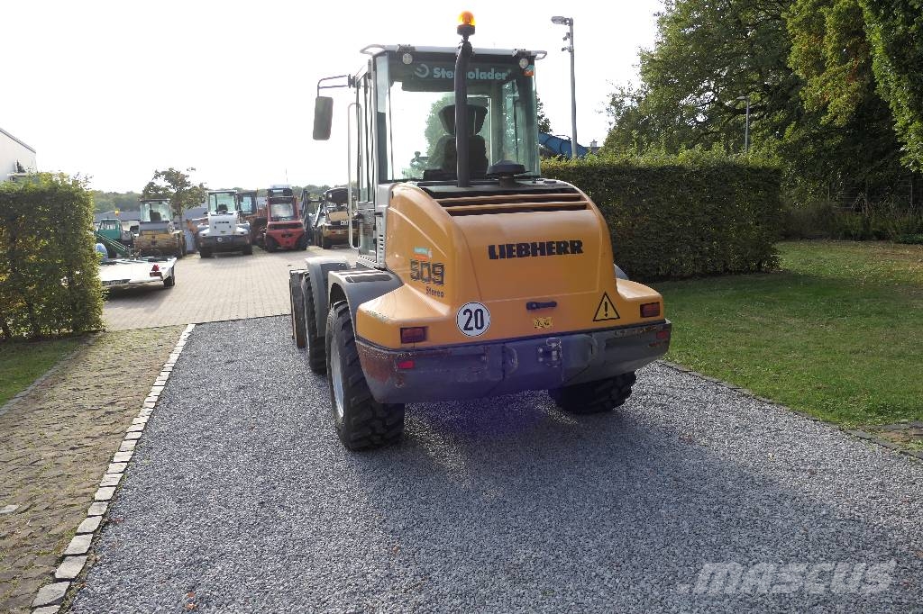 Liebherr L 509 stereo Wielladers