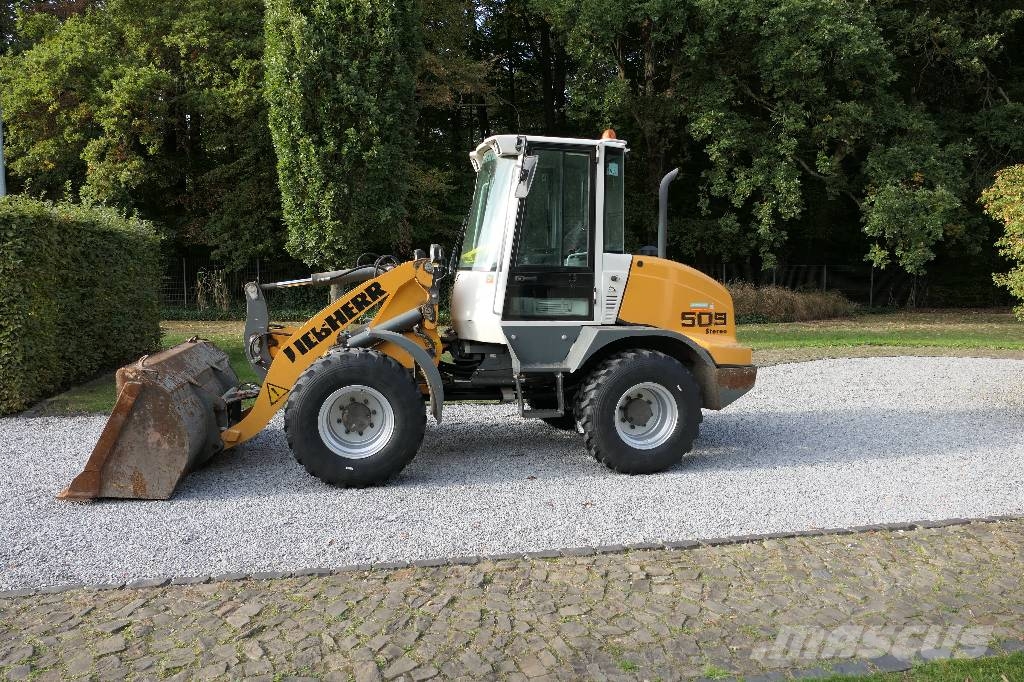 Liebherr L 509 stereo Wielladers