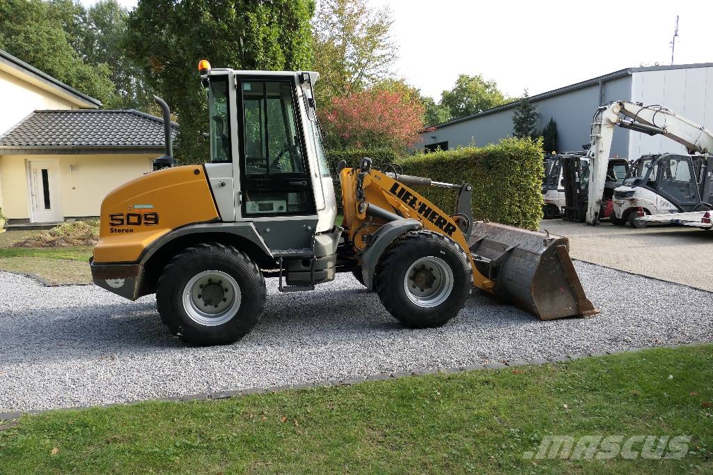 Liebherr L 509 stereo Wielladers