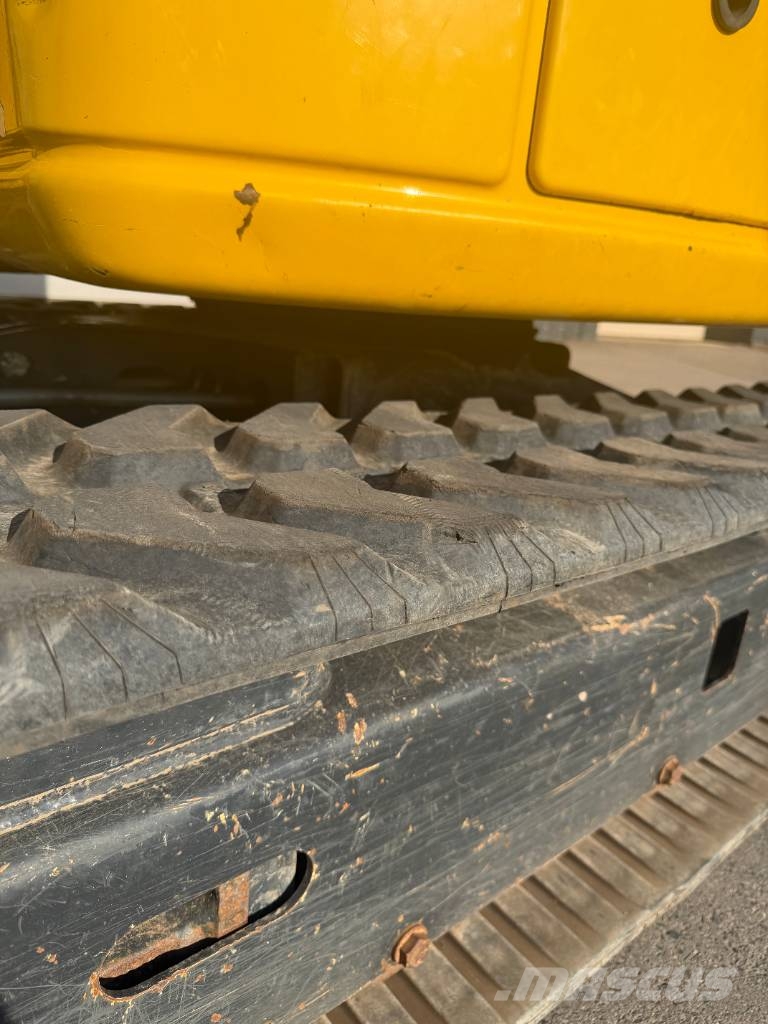 Komatsu PC 26 MR-3 Miniexcavadoras