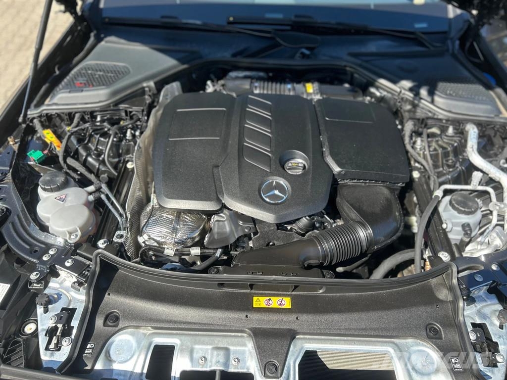 Mercedes-Benz E-Klasse E 300 de All-Terrain | 2025 | Plug-in Hyb Auto's