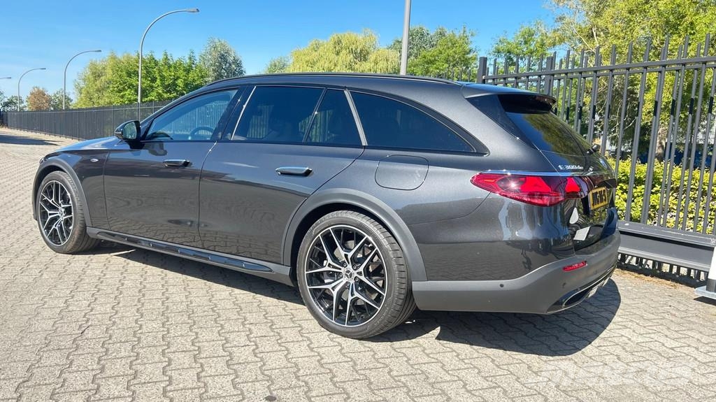 Mercedes-Benz E-Klasse E 300 de All-Terrain | 2025 | Plug-in Hyb Auto's