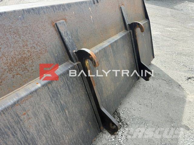 JCB 8FT 6INCH Telehandler Bulk Bucket Кофи