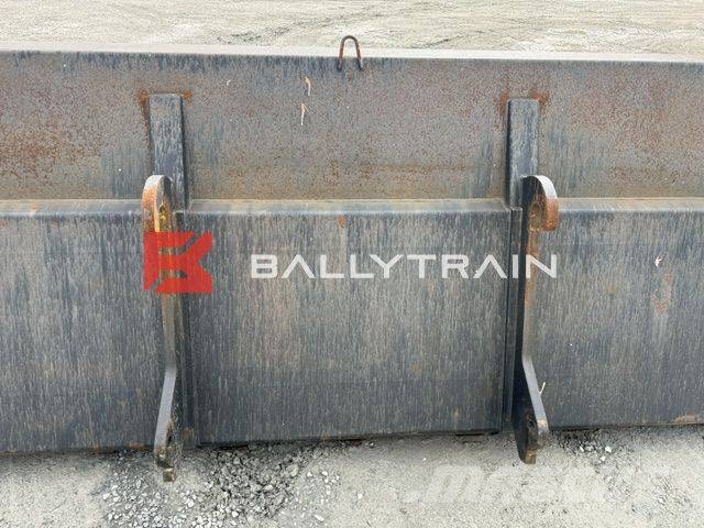 JCB 8FT 6INCH Telehandler Bulk Bucket Кофи