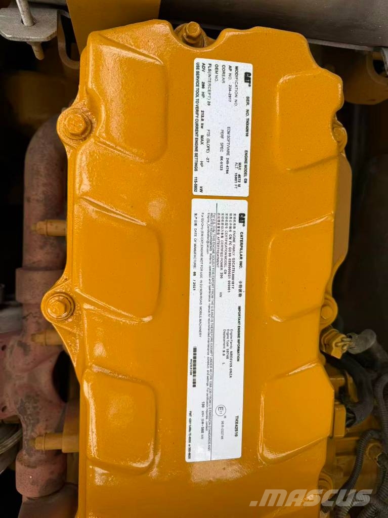 CAT 336D2 Vikšriniai ekskavatoriai