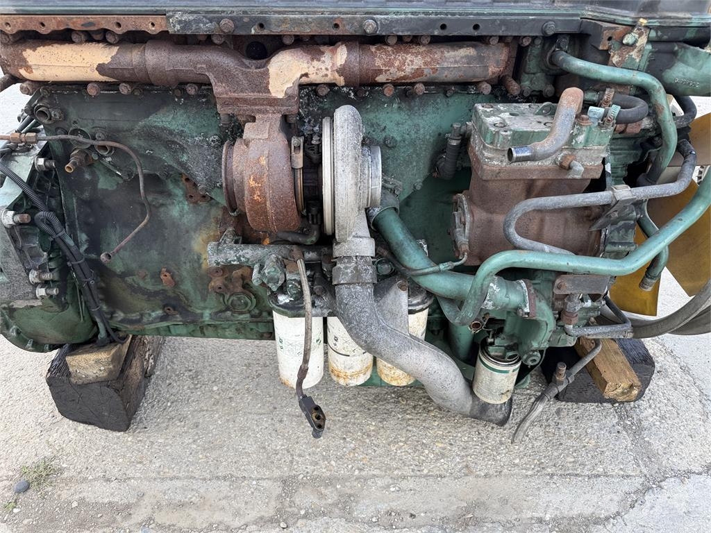 VIN 835 - Motor VOLVO FH 460, 2006, E3 VIN 835 معدات النقل - غير ذلك