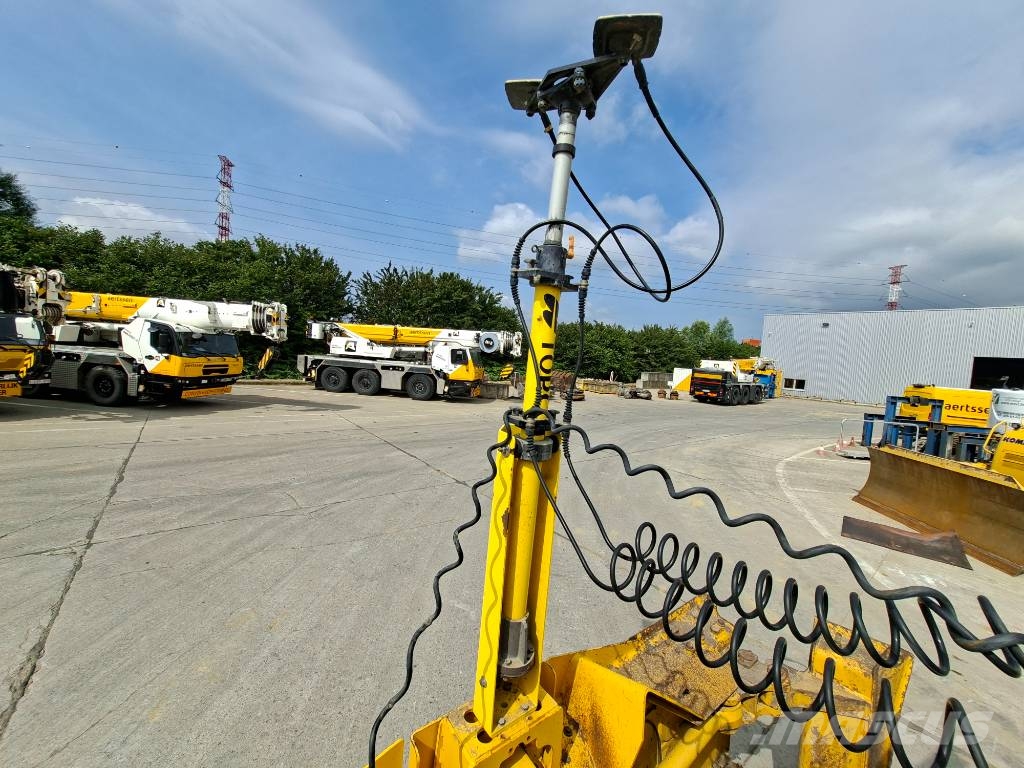 Komatsu D65PX-18 (with Topcon 3D GPS) Bulldozer