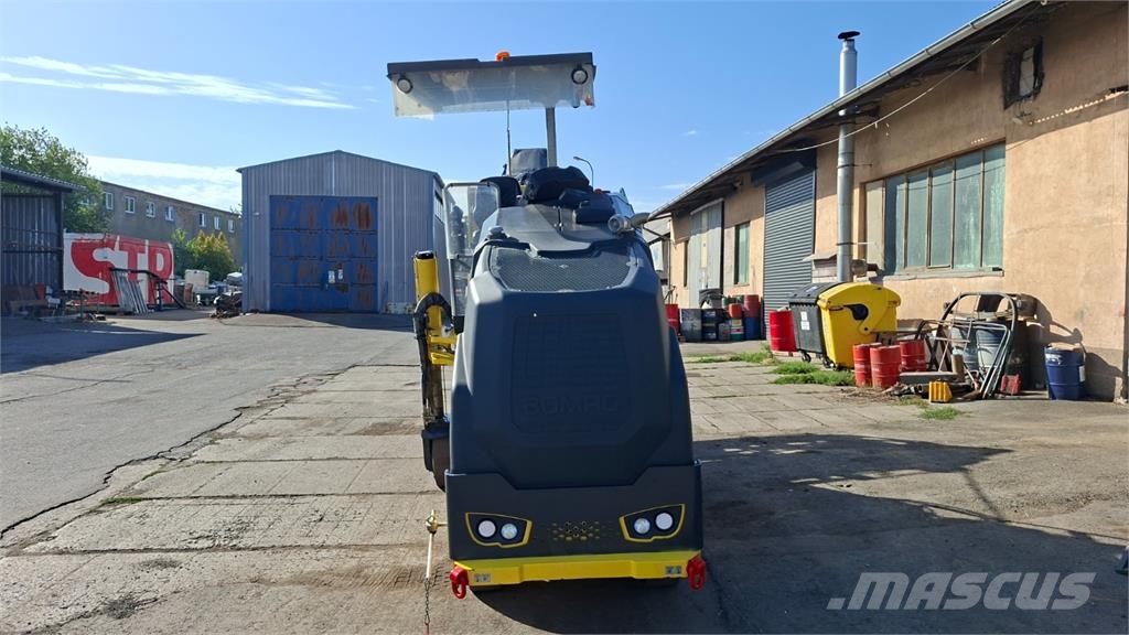 Bomag BM 600/15-2 Otros