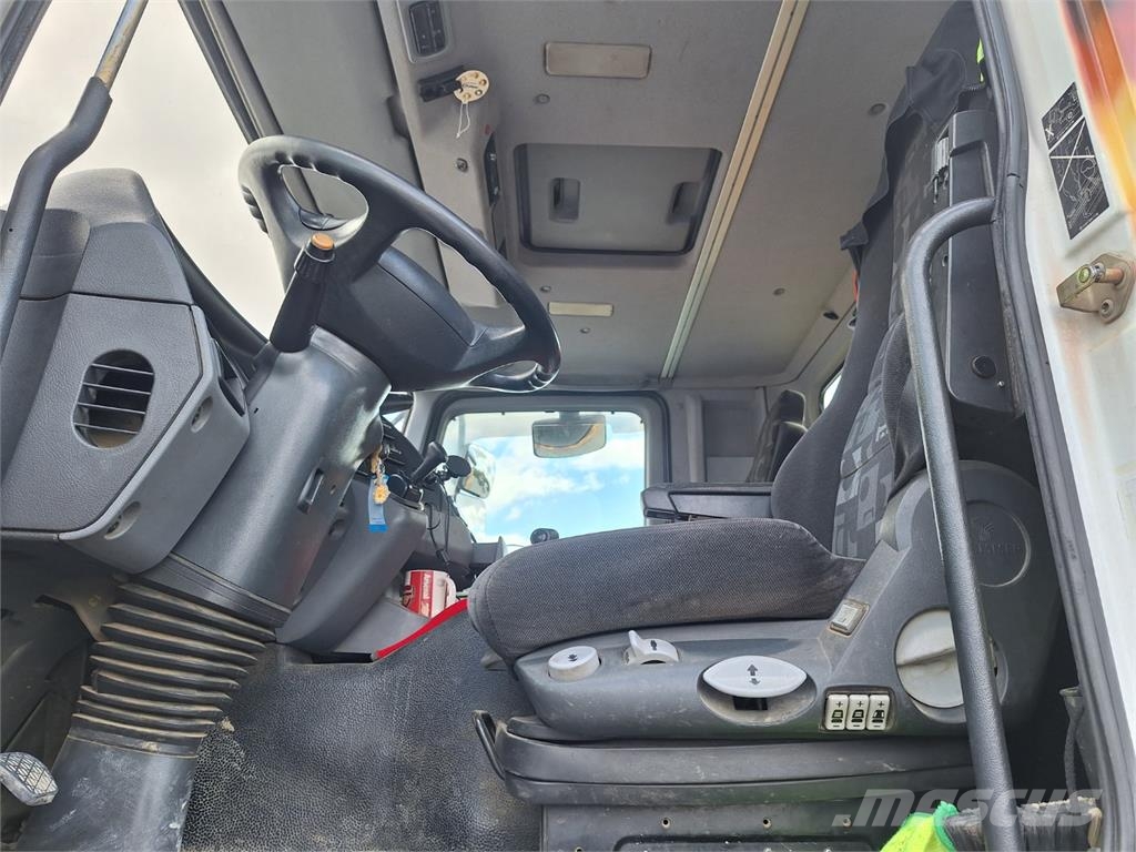 Mercedes-Benz ACTROS 3341 8X4 + PUTZMEISTER M 46 Kamioni-šasije