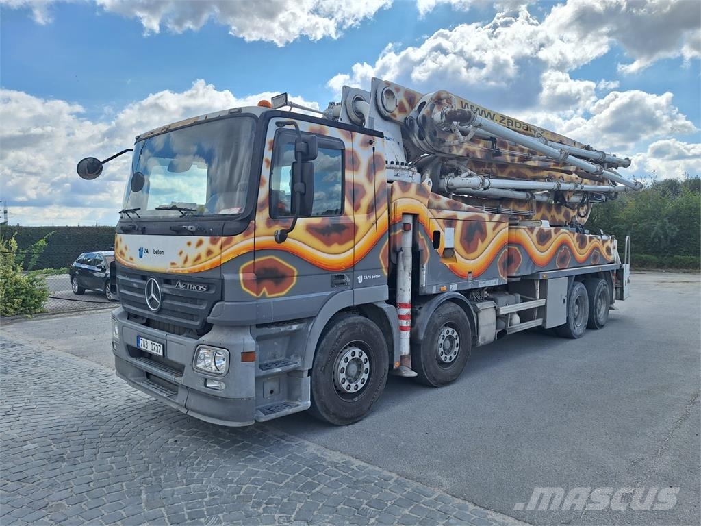 Mercedes-Benz ACTROS 3341 8X4 + PUTZMEISTER M 46 Kamioni-šasije