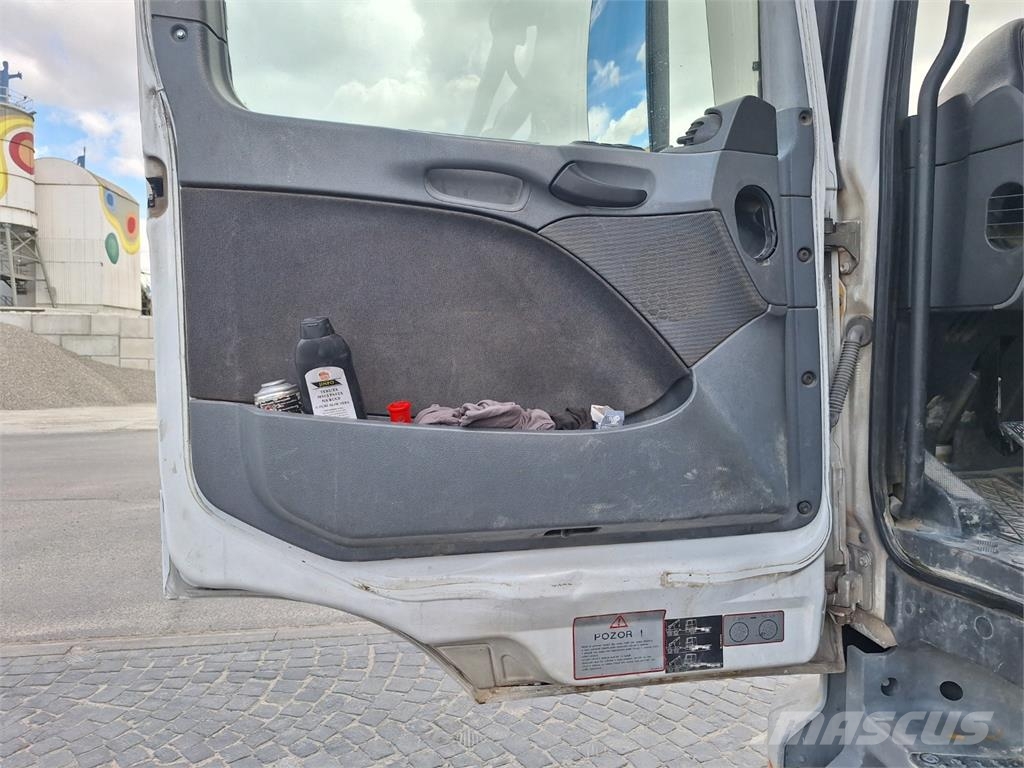 Mercedes-Benz ACTROS 3341 8X4 + PUTZMEISTER M 46 Kamioni-šasije