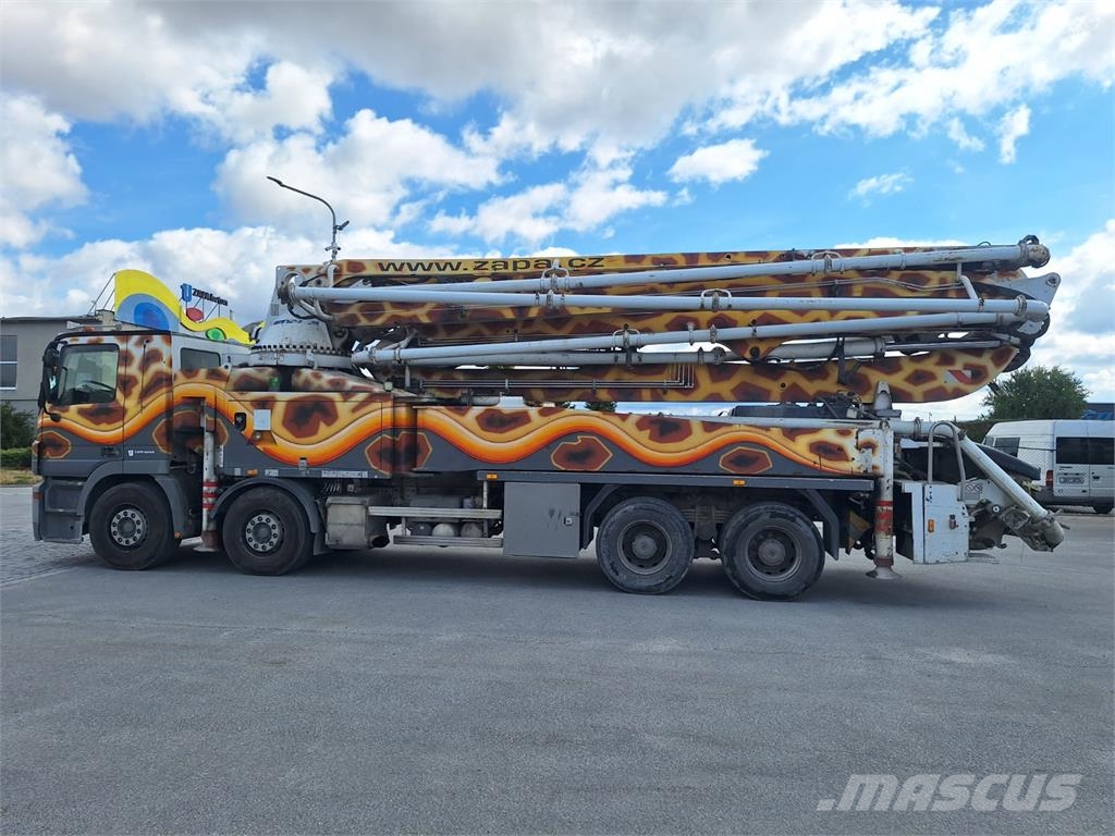 Mercedes-Benz ACTROS 3341 8X4 + PUTZMEISTER M 46 Kamioni-šasije