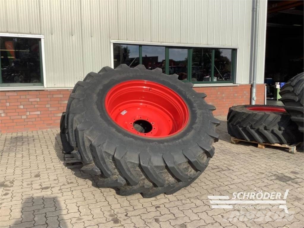Trelleborg VF 600/70 R30 + VF 650/75 R42 Zdvojené kolesá