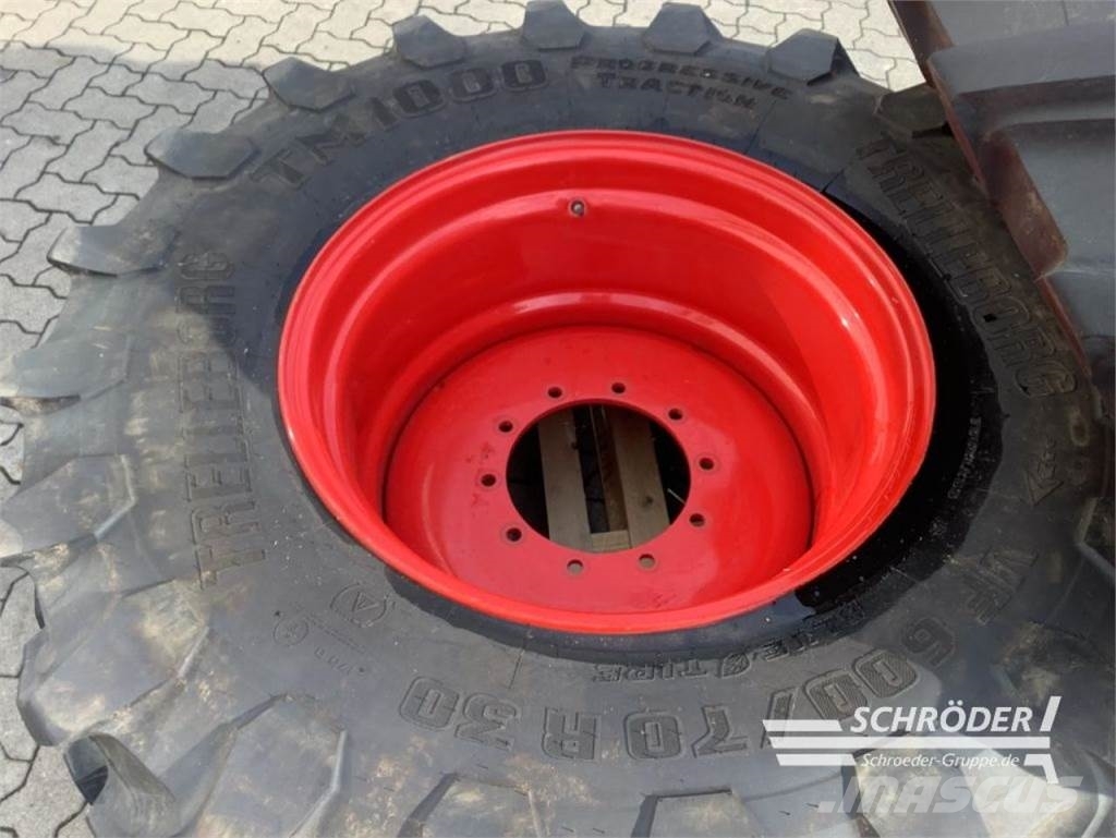 Trelleborg VF 600/70 R30 + VF 650/75 R42 Zdvojené kolesá