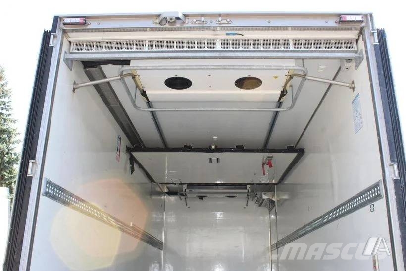 Iveco Eurocargo 140 - CS 850 --059 شاحنات بدرجة حرارة قابلة للضبط