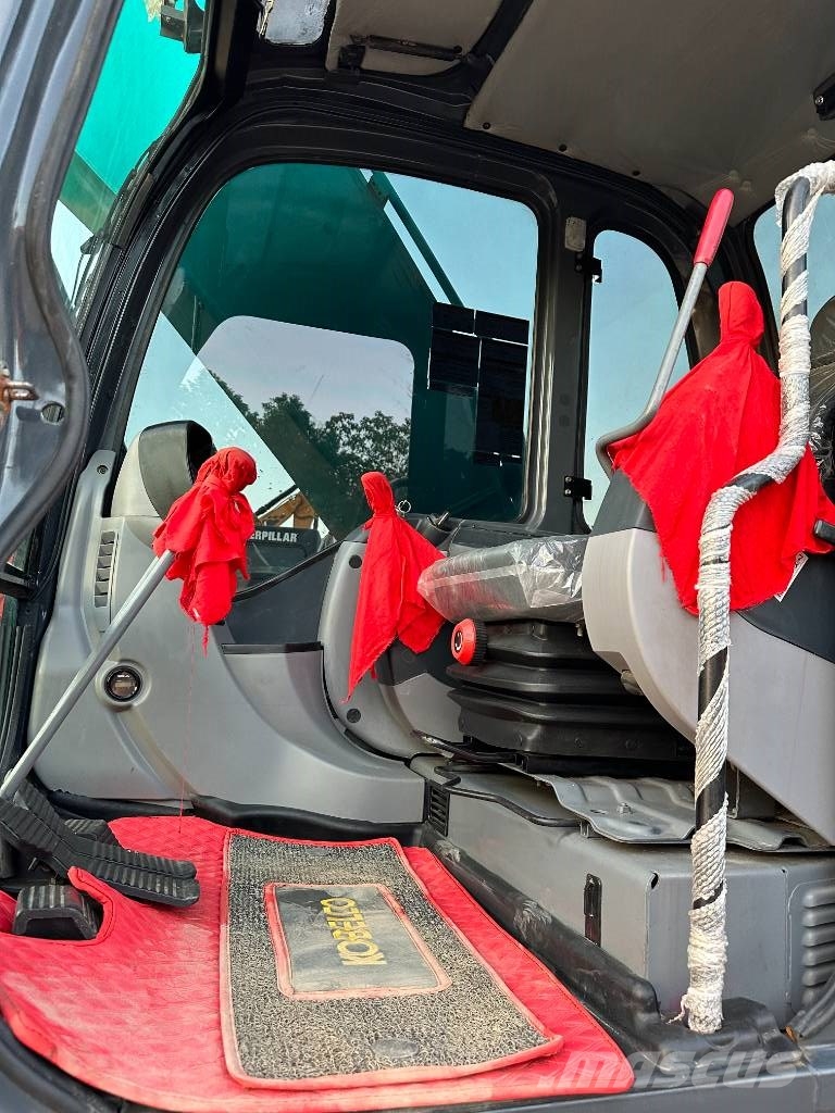 Kobelco SK 200 Crawler excavators