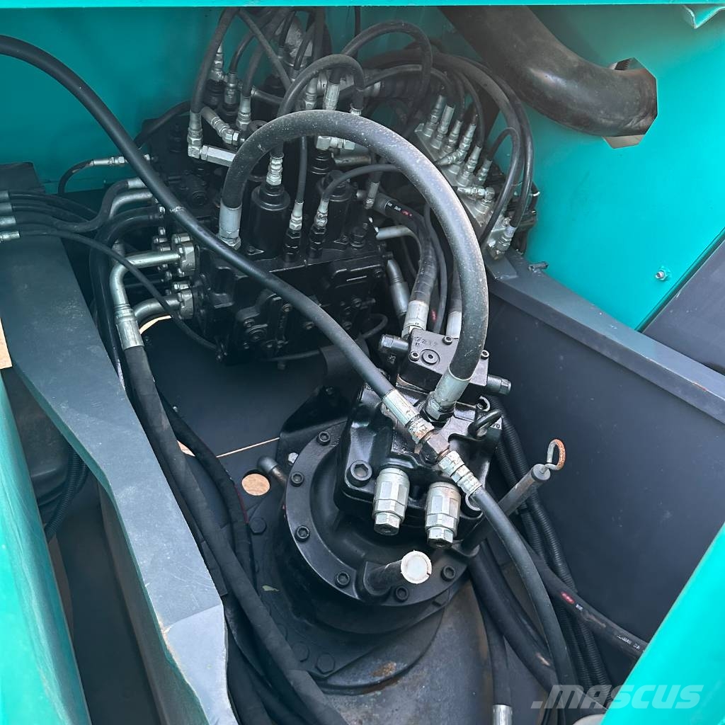 Kobelco SK 200 Crawler excavators