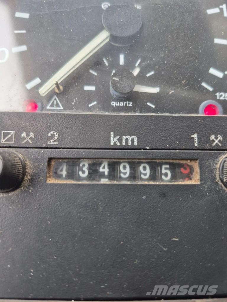 Mercedes-Benz 1117 Kipper