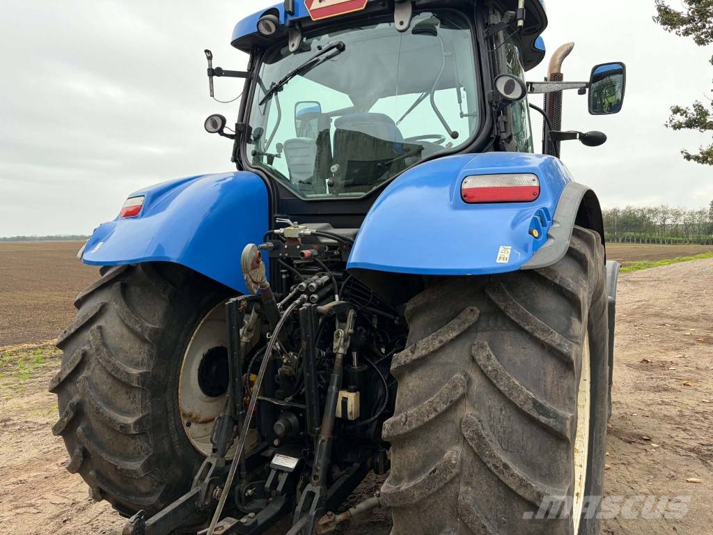 New Holland T 7.185 Traktoren