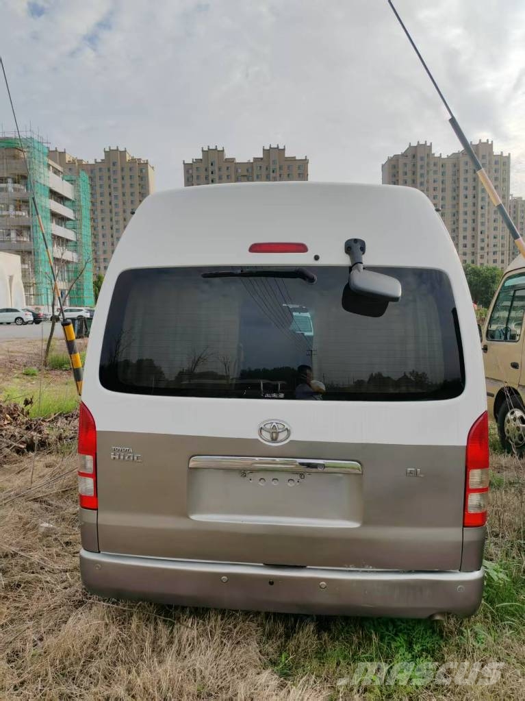 Toyota Hiace Autobuses interurbano