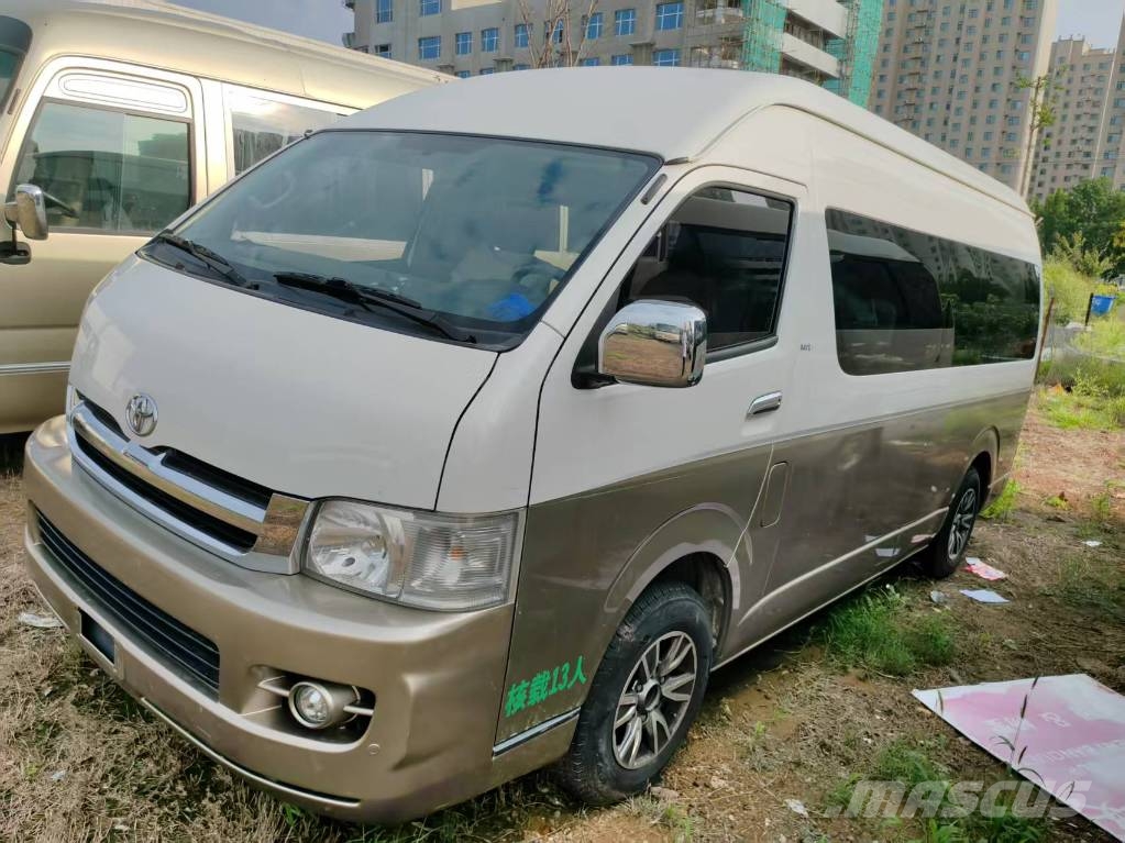 Toyota Hiace Autobuses interurbano