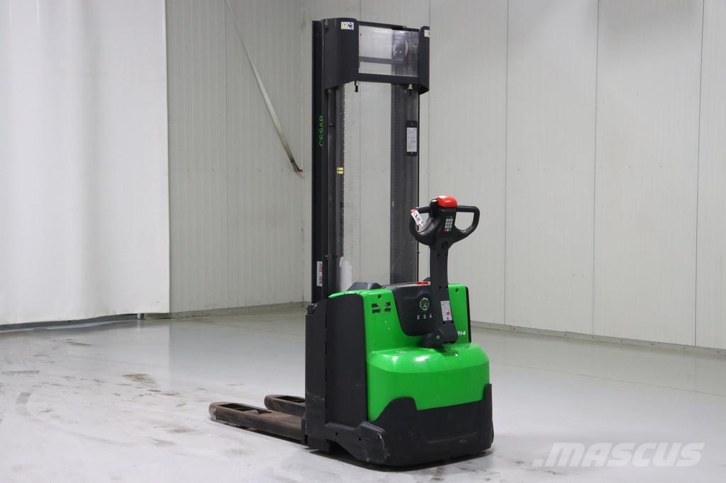 Cesab S214 Pedestrian stacker