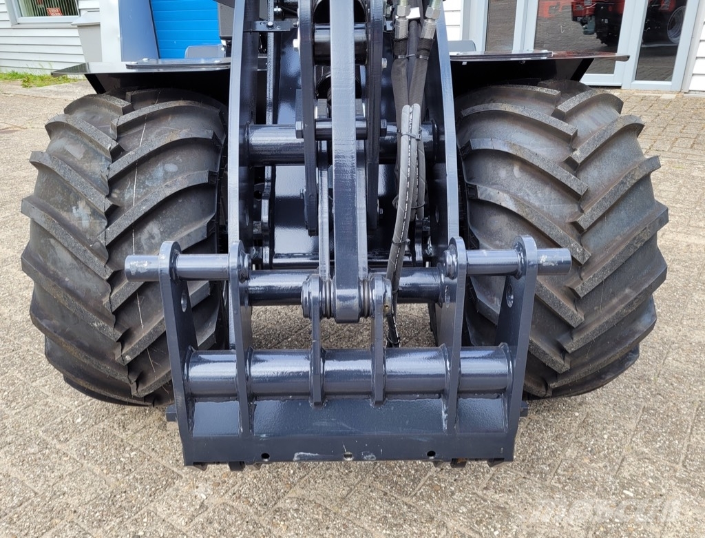 Kubota RT210-2E 轮式装载机