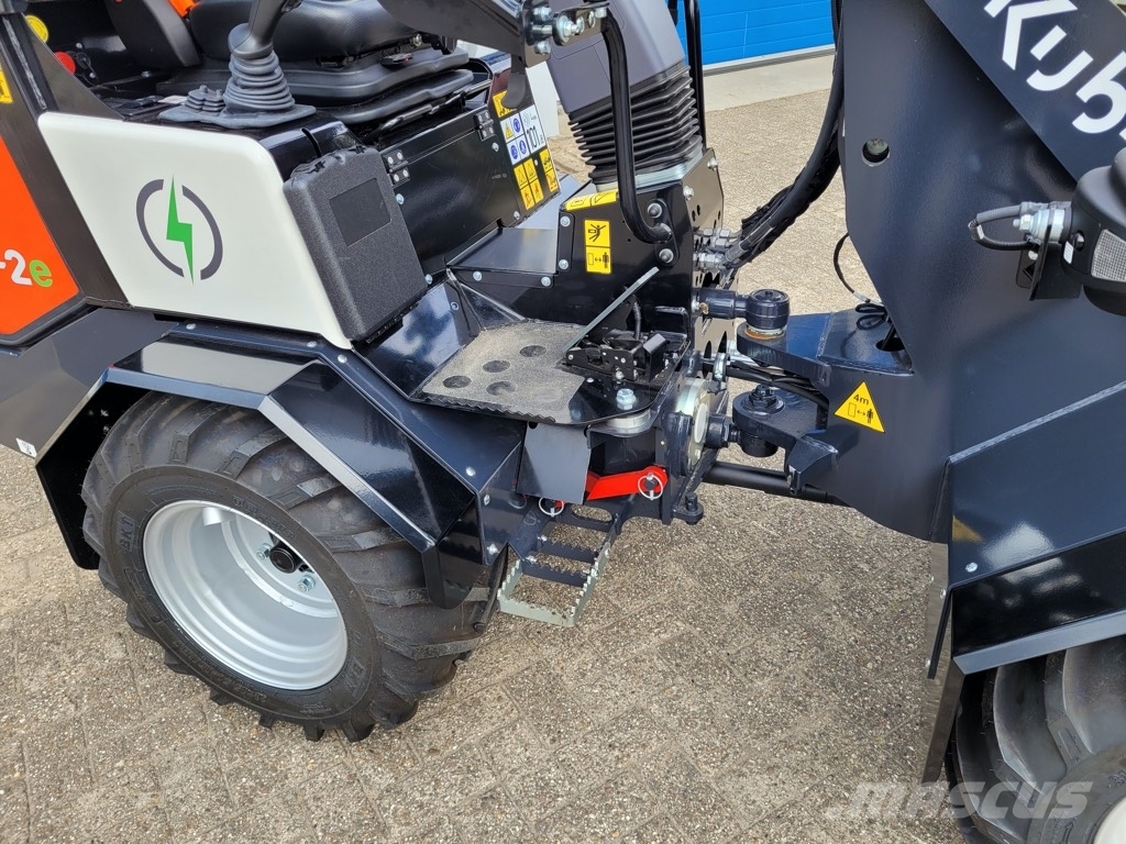 Kubota RT210-2E 轮式装载机