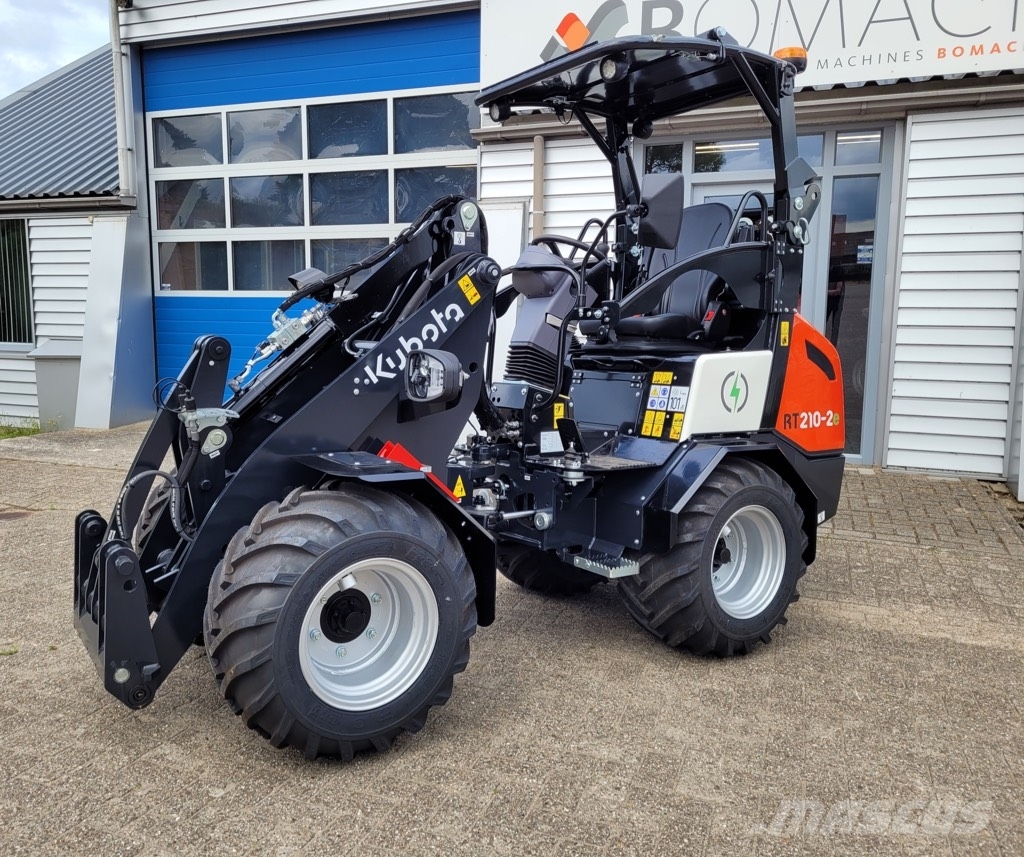 Kubota RT210-2E 轮式装载机