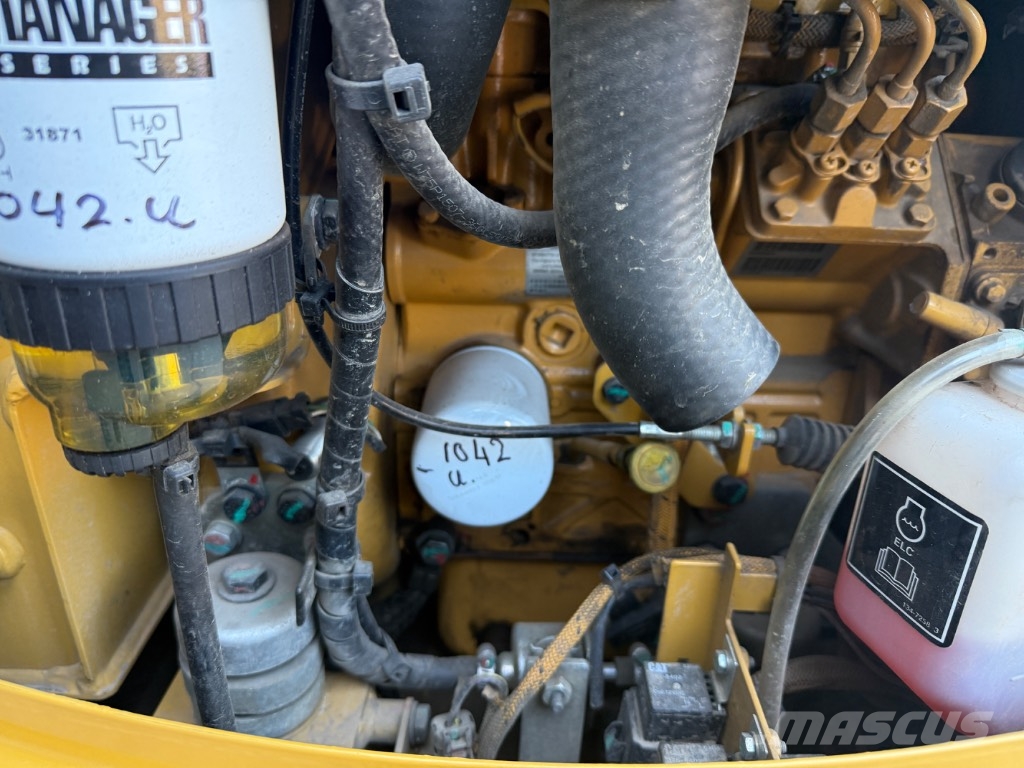 CAT 301.6 Mini bagri <7t