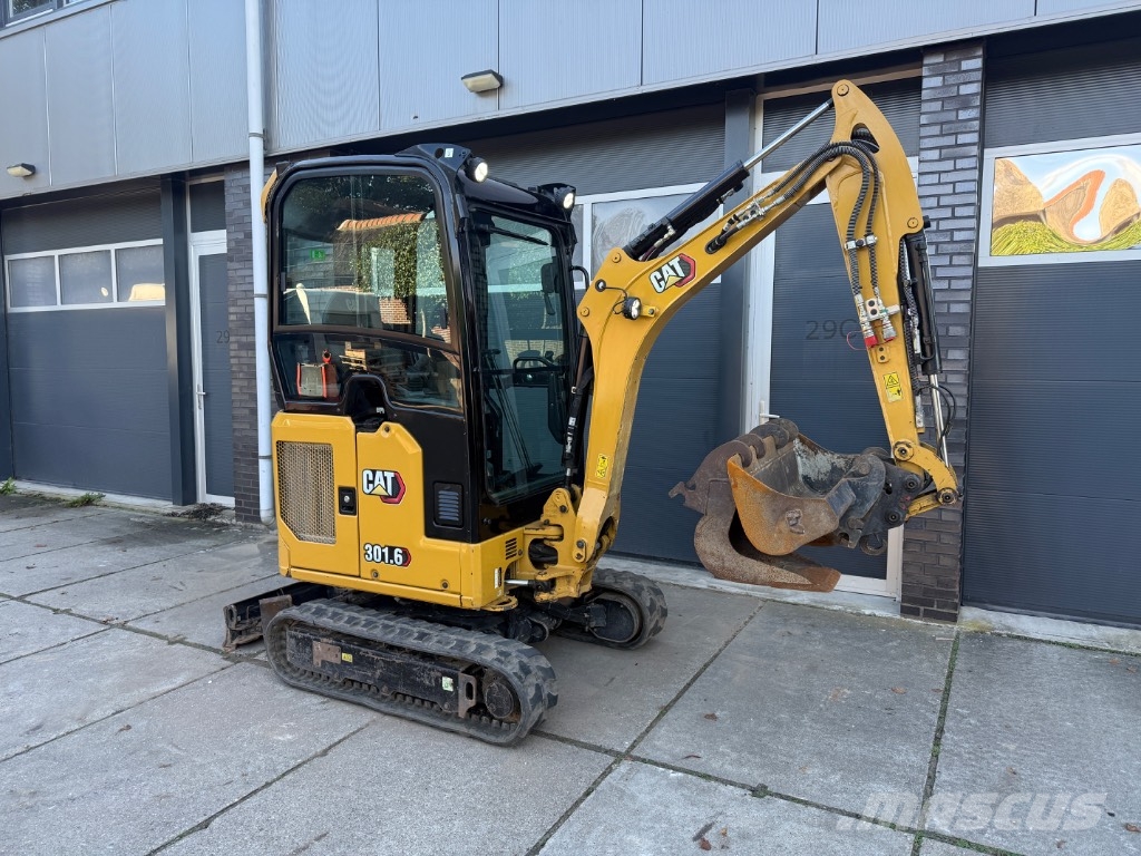 CAT 301.6 Mini bagri <7t