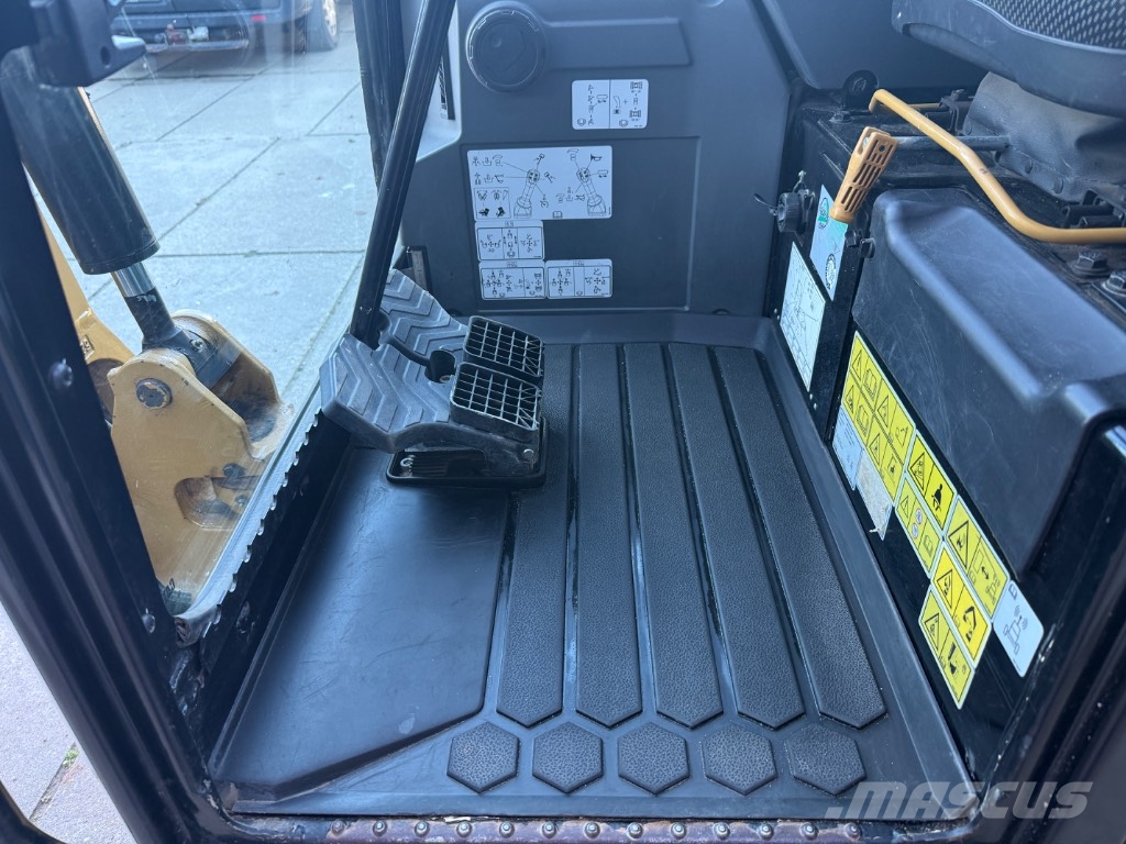 CAT 301.6 Mini bagri <7t
