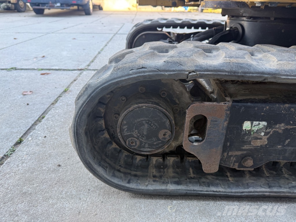 CAT 301.6 Mini bagri <7t