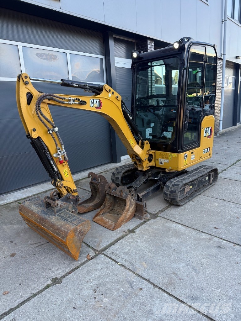 CAT 301.6 Mini bagri <7t