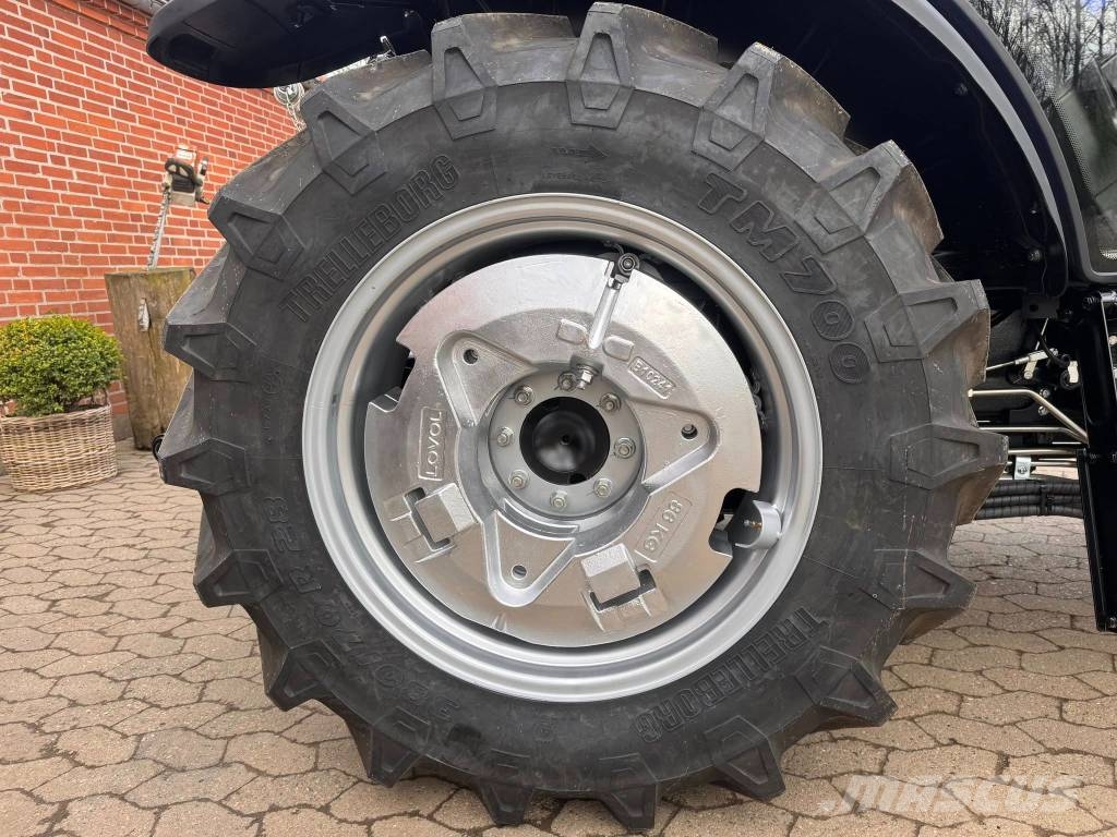 Lovol 50 hk 4 wd med frontlæsser Tratores Agrícolas usados