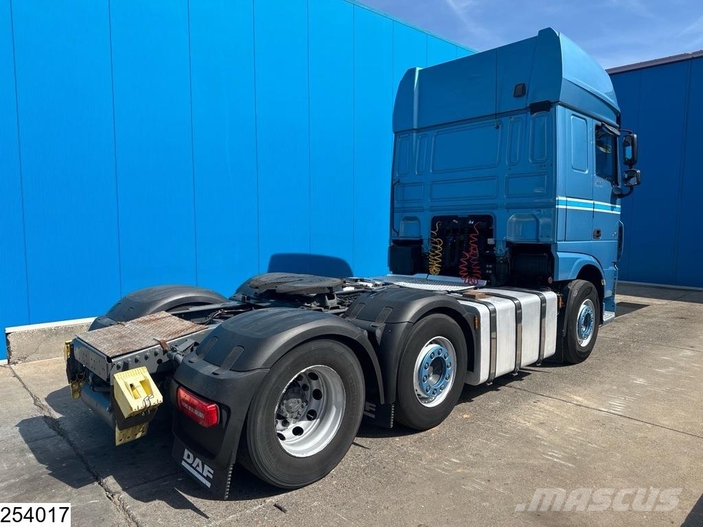 DAF XF 530 6x2, EURO 6, ACC, Retarder, Standairco 曳引機組件