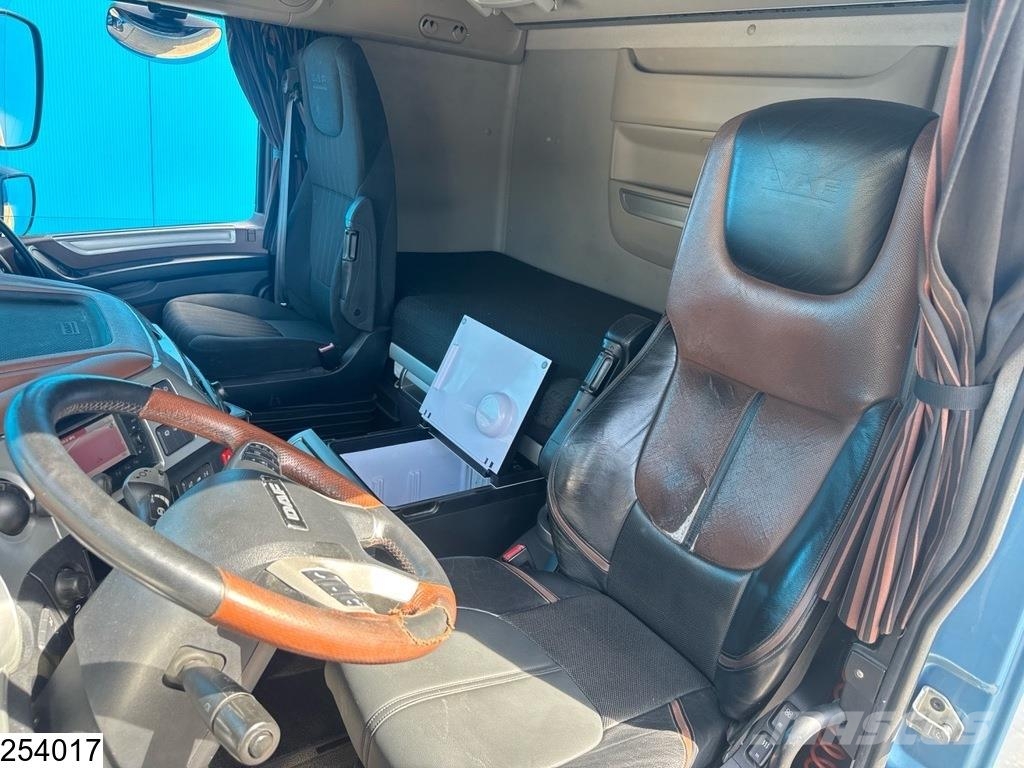DAF XF 530 6x2, EURO 6, ACC, Retarder, Standairco Çekiciler