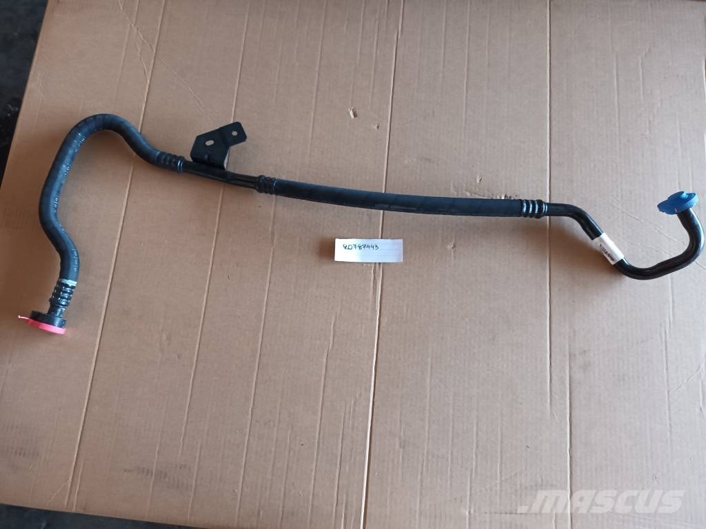 Volvo PIPE 20787443 Transport – Andet