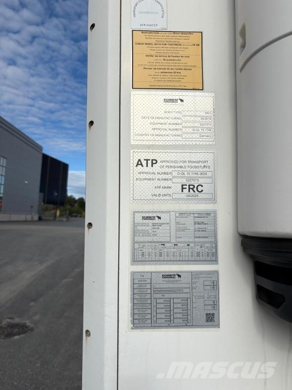 Schmitz Cargobull Trailer Reefer Flower Width & Dual Temp & Double S Semirimorchi a temperatura controllata