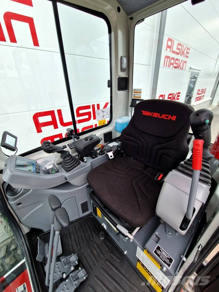 Takeuchi TB 225 Miniescavatori