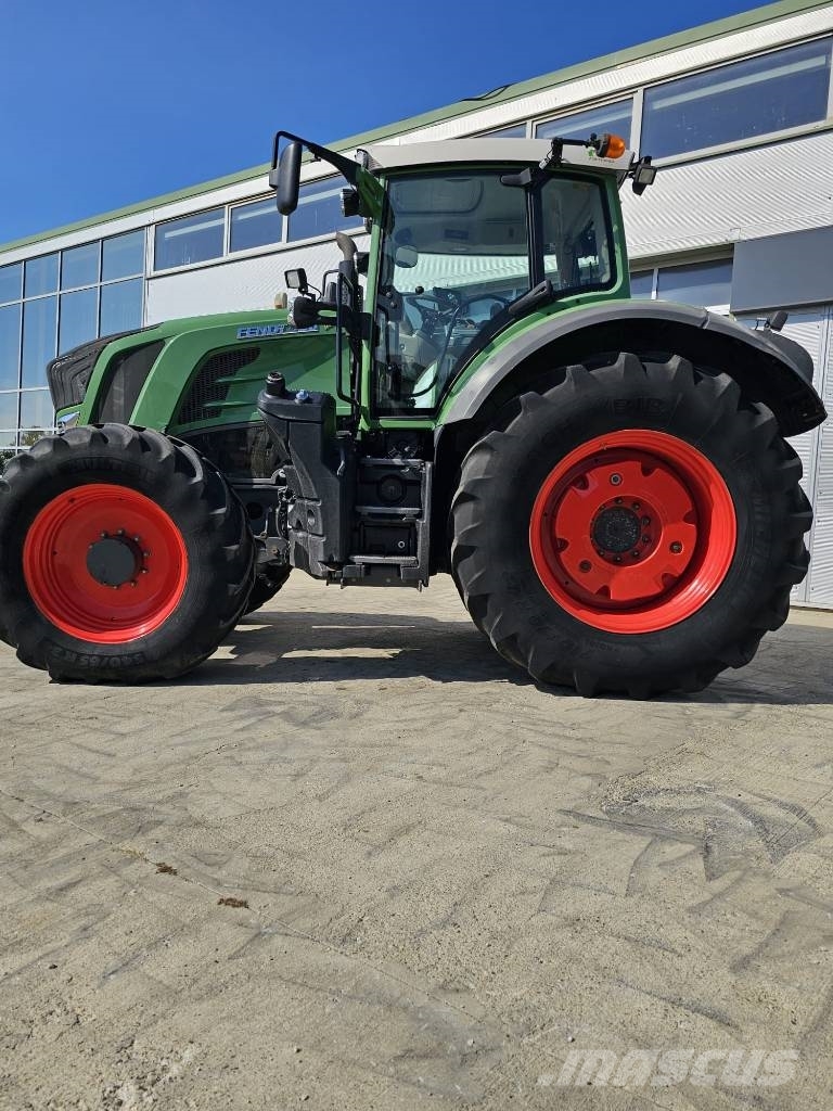 Fendt 828 Traktoren
