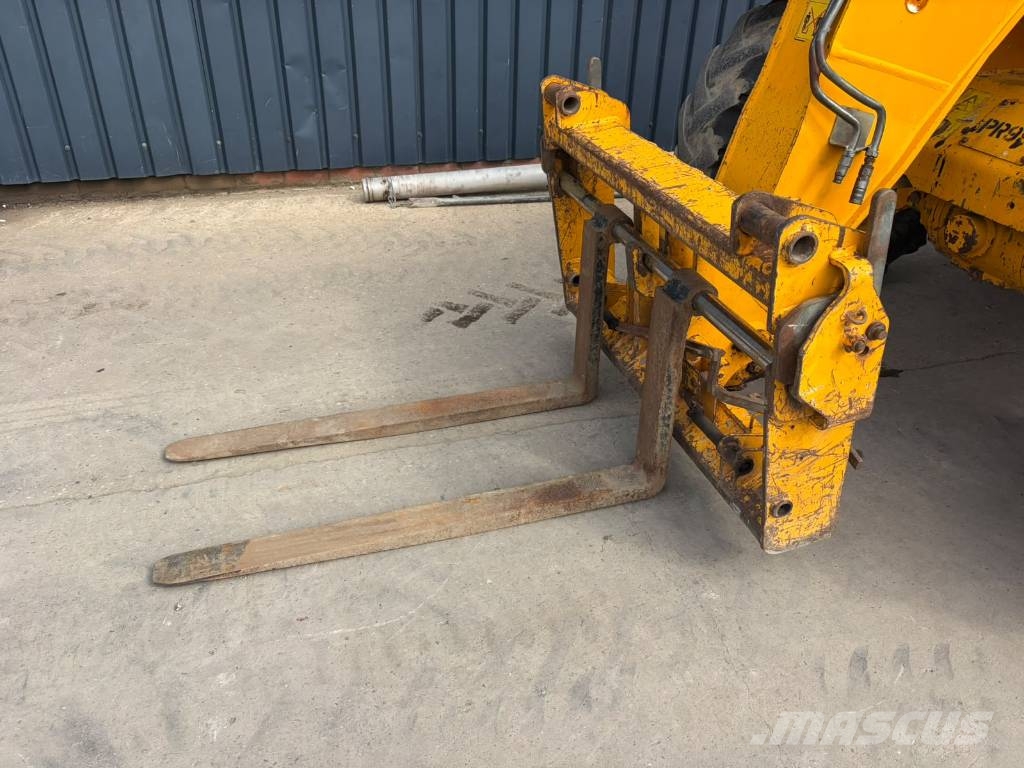 JCB 535-95 Teleskopski viličarji