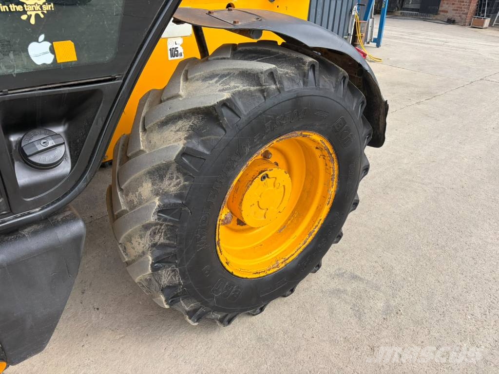 JCB 535-95 Teleskopski viličarji