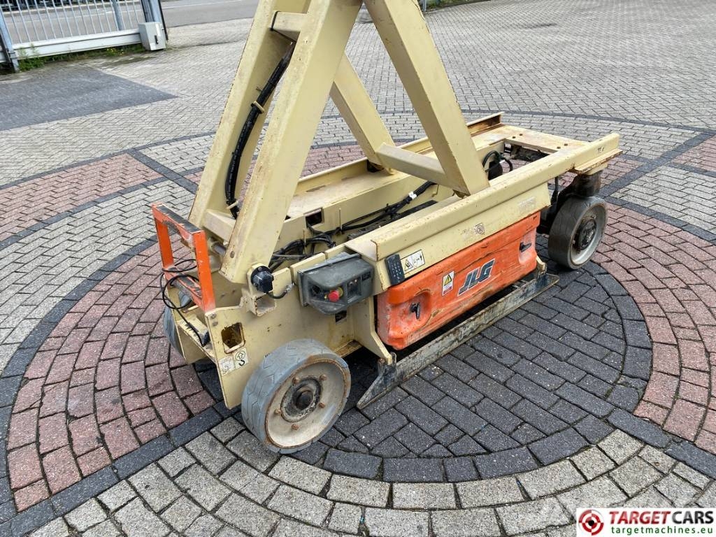 JLG 2032ES Electric Scissor Work Lift 810cm Šķerveida pacēlāji