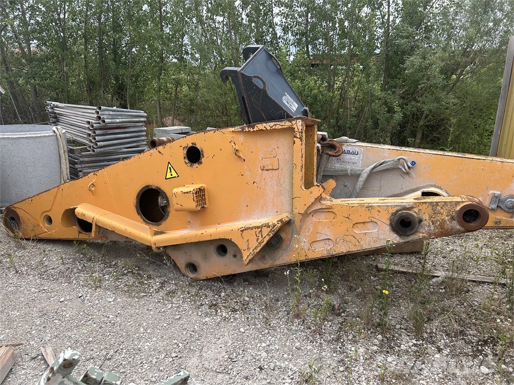 Liebherr R 924 Compact Excavadoras sobre orugas