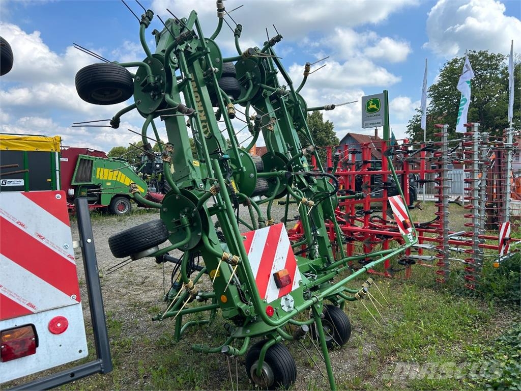 Krone KW11.22-10 Obraceče a shrabovače sena